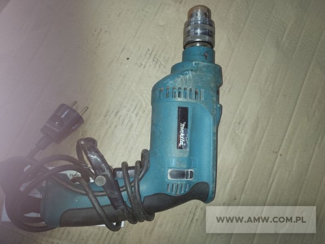 Sprzęt warsztatowy - pakiet zawierający 12 poz. asort. (wg oddzielnego wykazu), w tym m.in.: spawarka, szlifierki, wiertarki itp. 